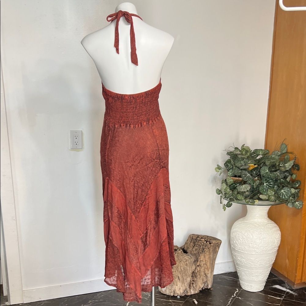 Chic Backless Halter Dress in Rust - Picture 9 of 13